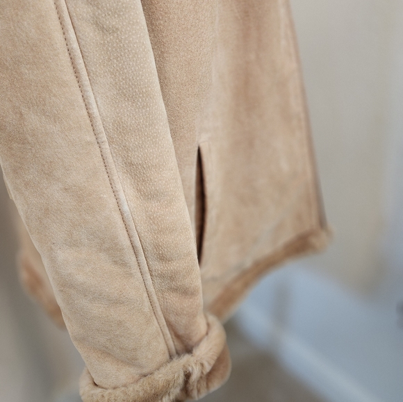 Marvin Richard's Suede and faux fur lined Jacket Size XL in light brown. - Picture 6 of 11